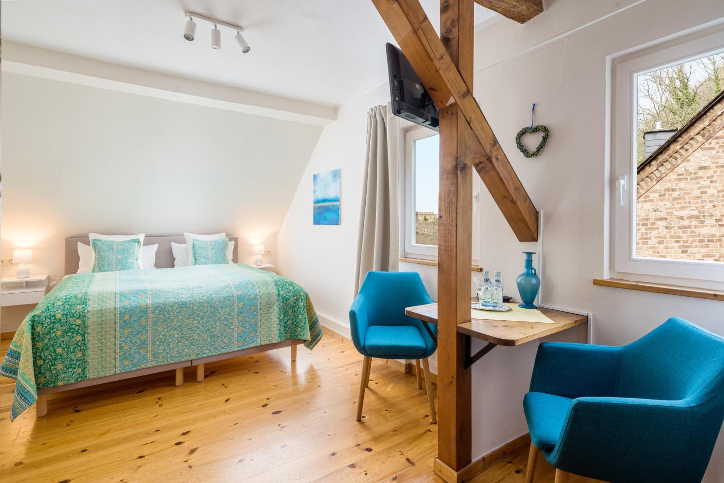 Large Double Room