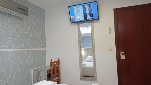 Budget Double Room photo 2