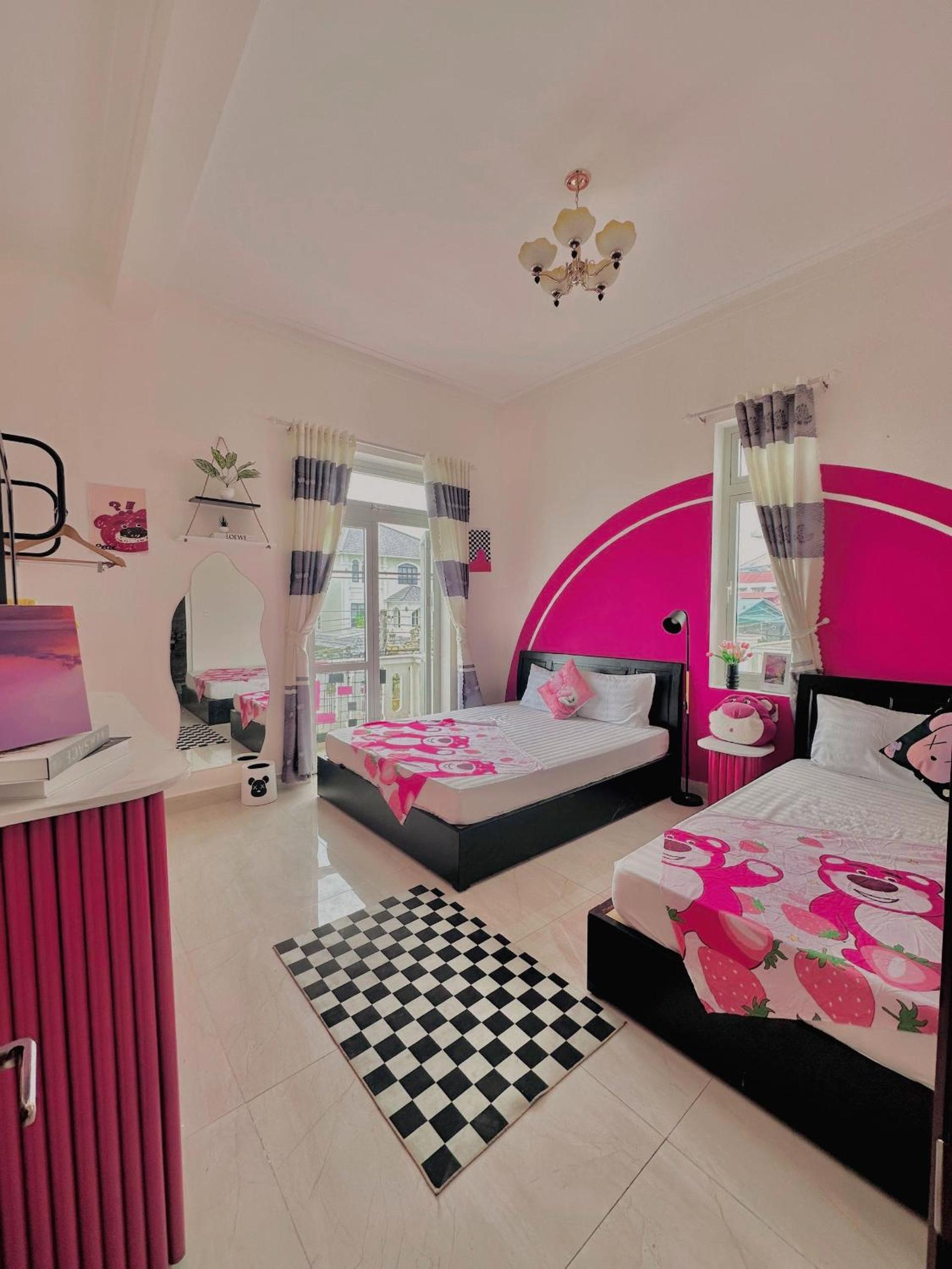 Deluxe Quadruple Room