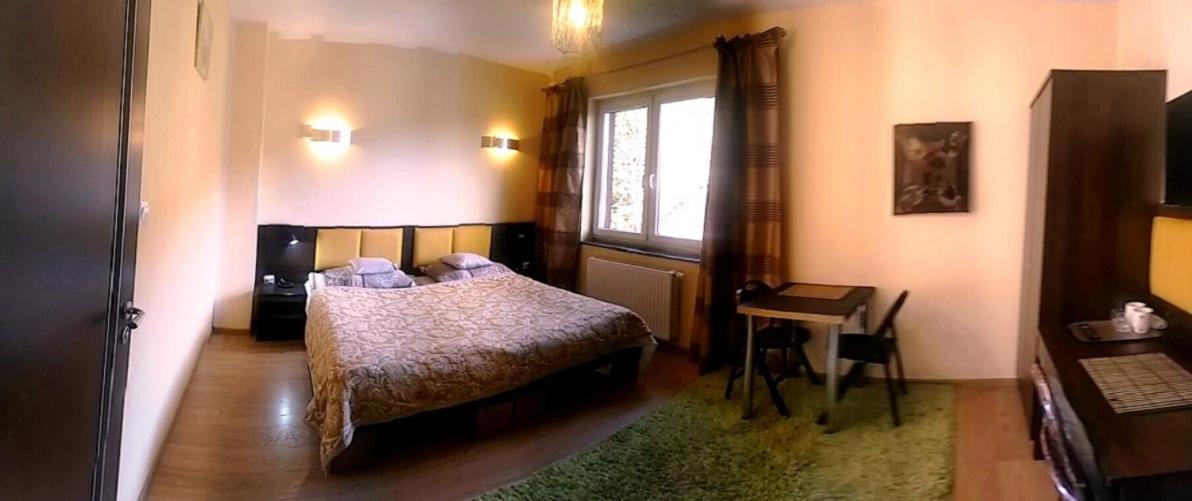 Budget Double or Twin Room photo 2