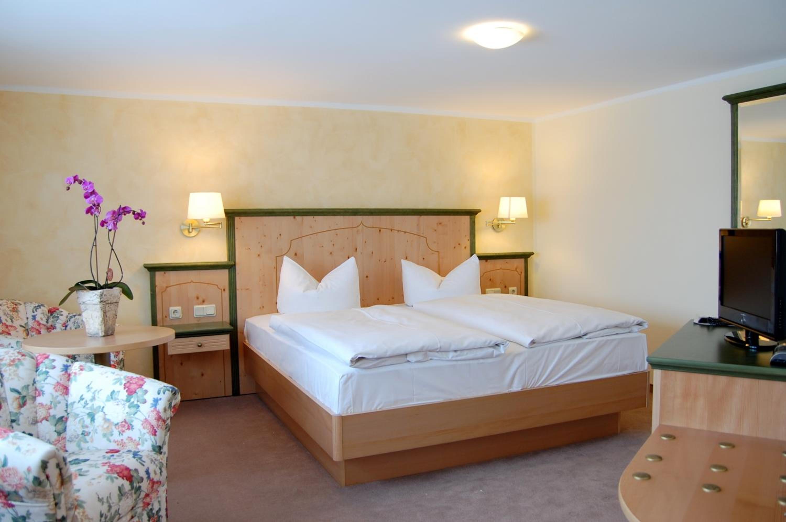 Comfort Double Room with Lake View 1 photo 1