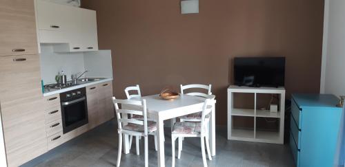 Studio with Balcony photo 1