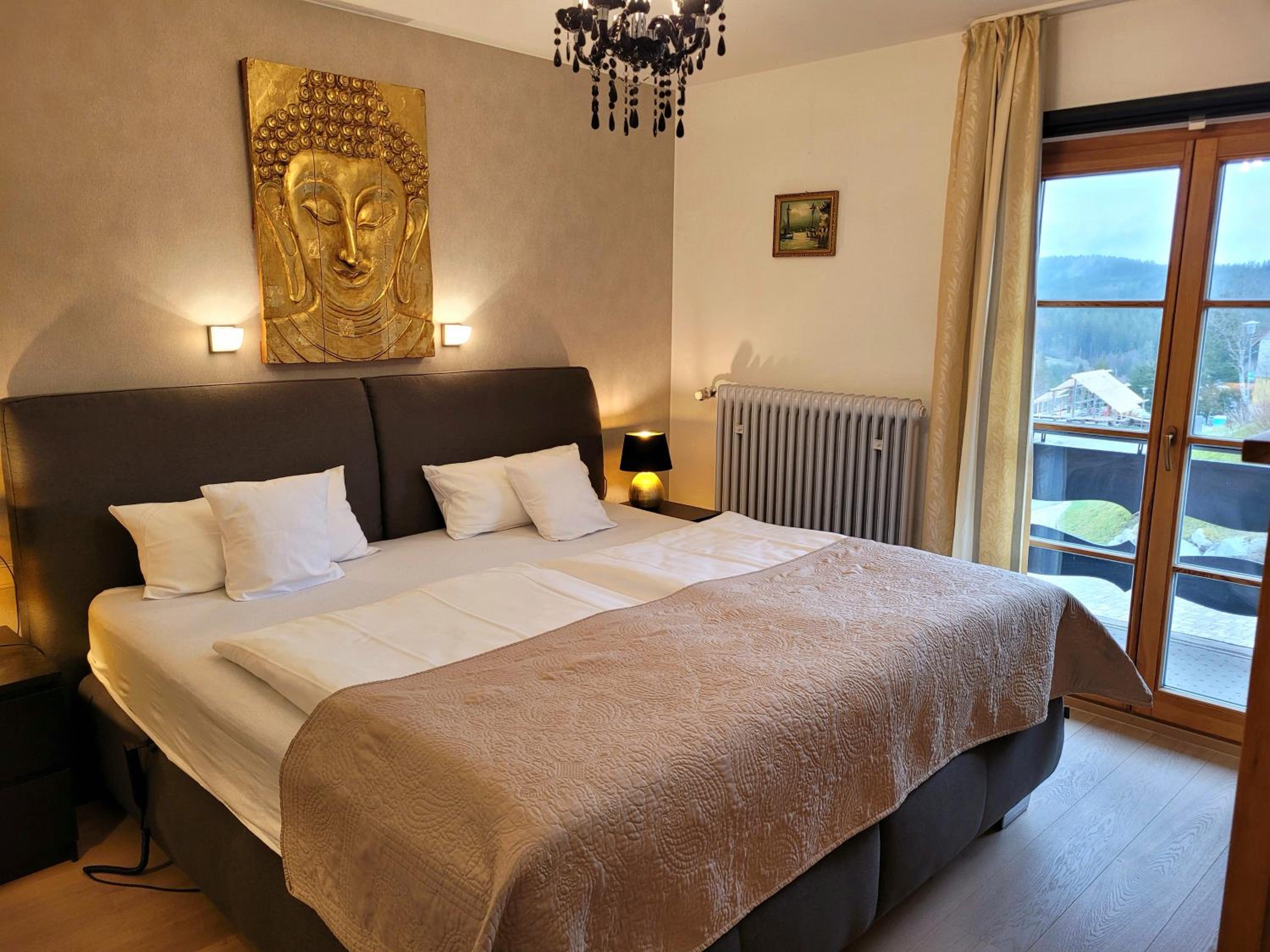 Apartment 6 photo 2