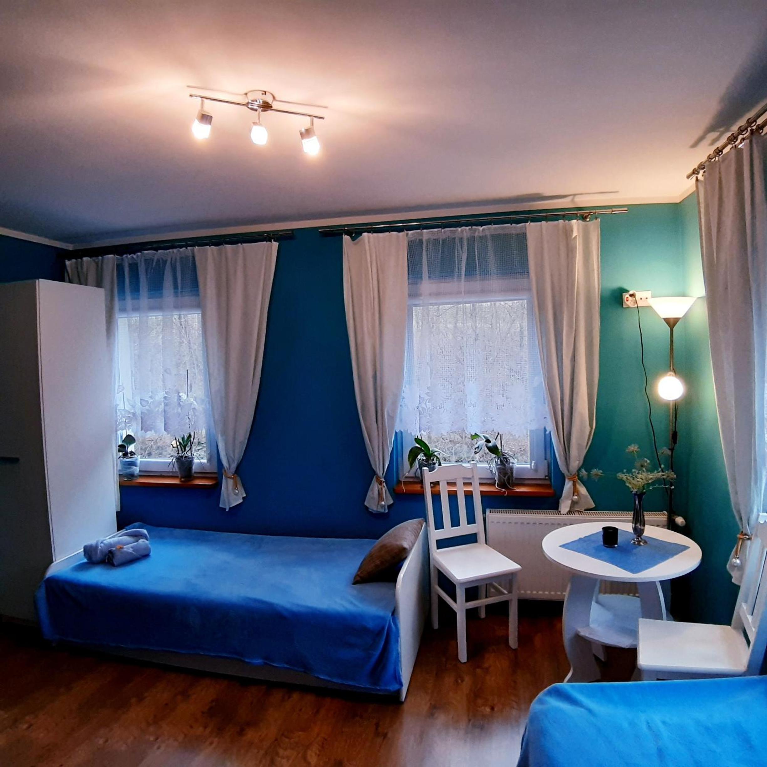 Triple Room with Private Bathroom - Photo 2