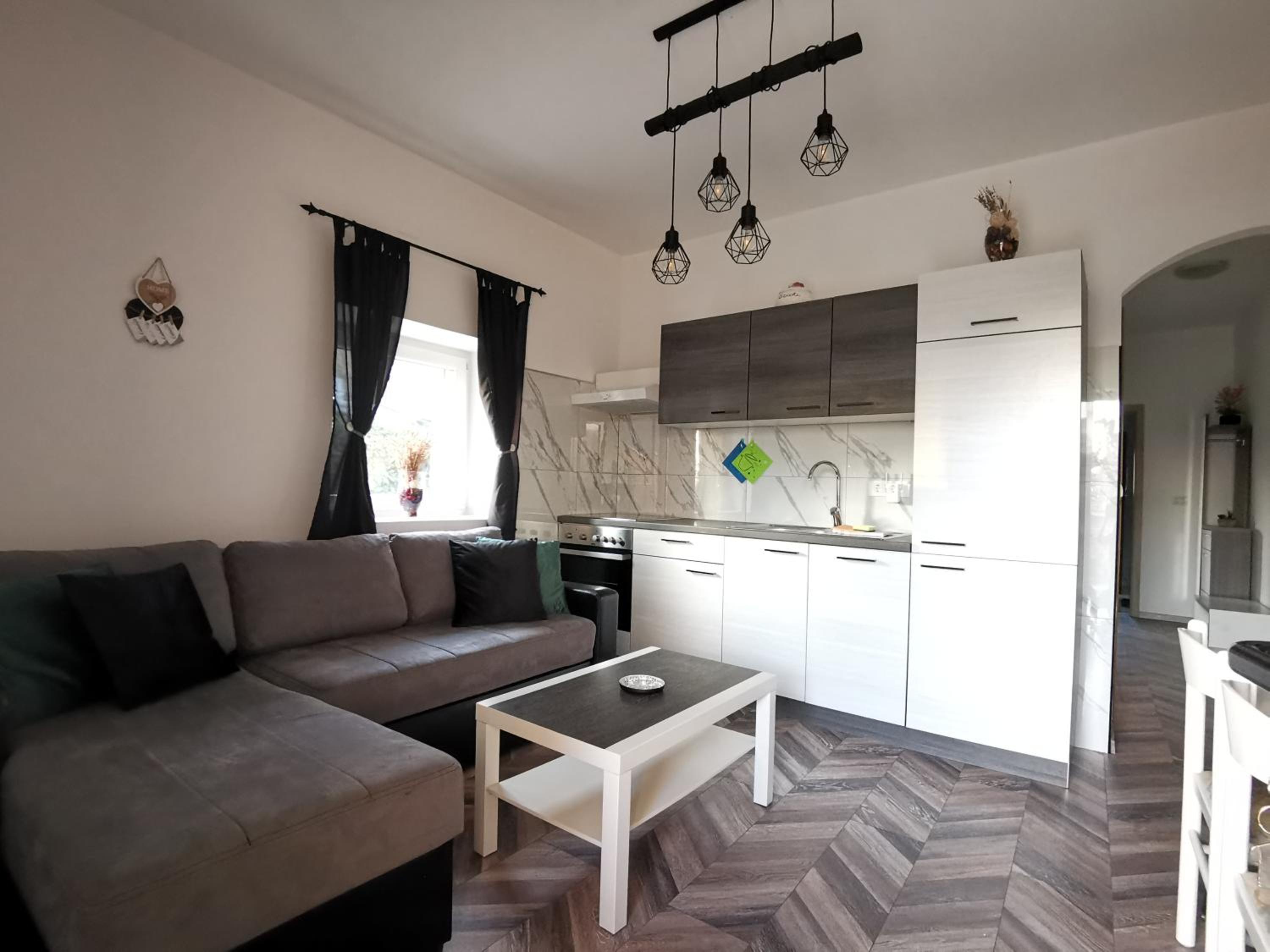 Apartment with Terrace photo 2