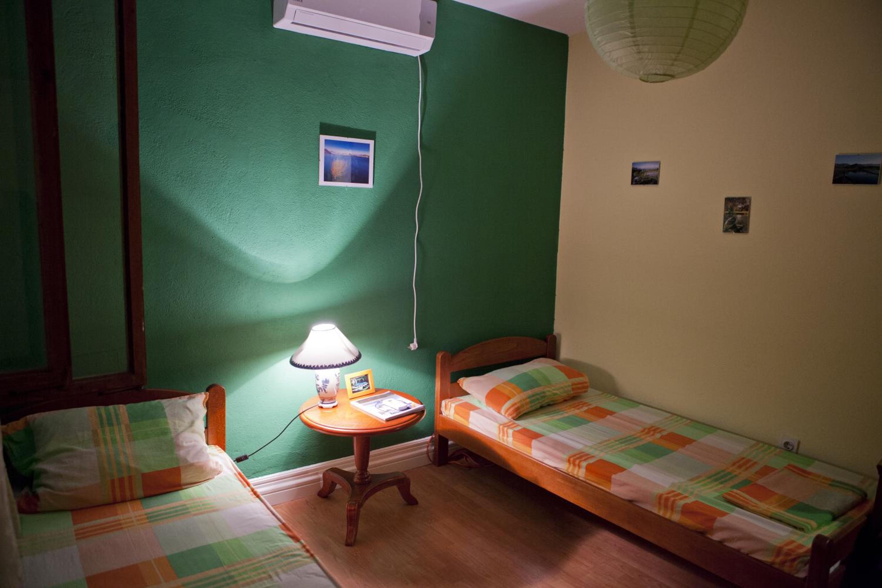 Double or Twin Room with Lake View photo 3