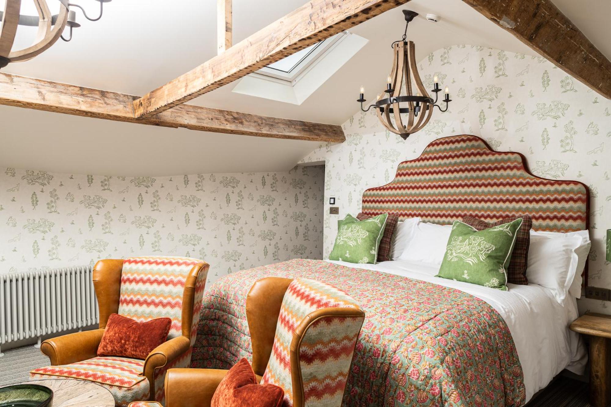 Superior Deluxe Double or Twin Room