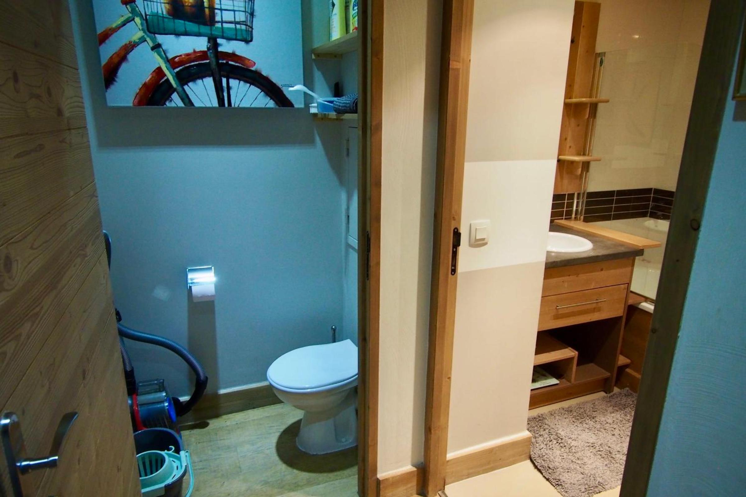 Apartment - Photo 11