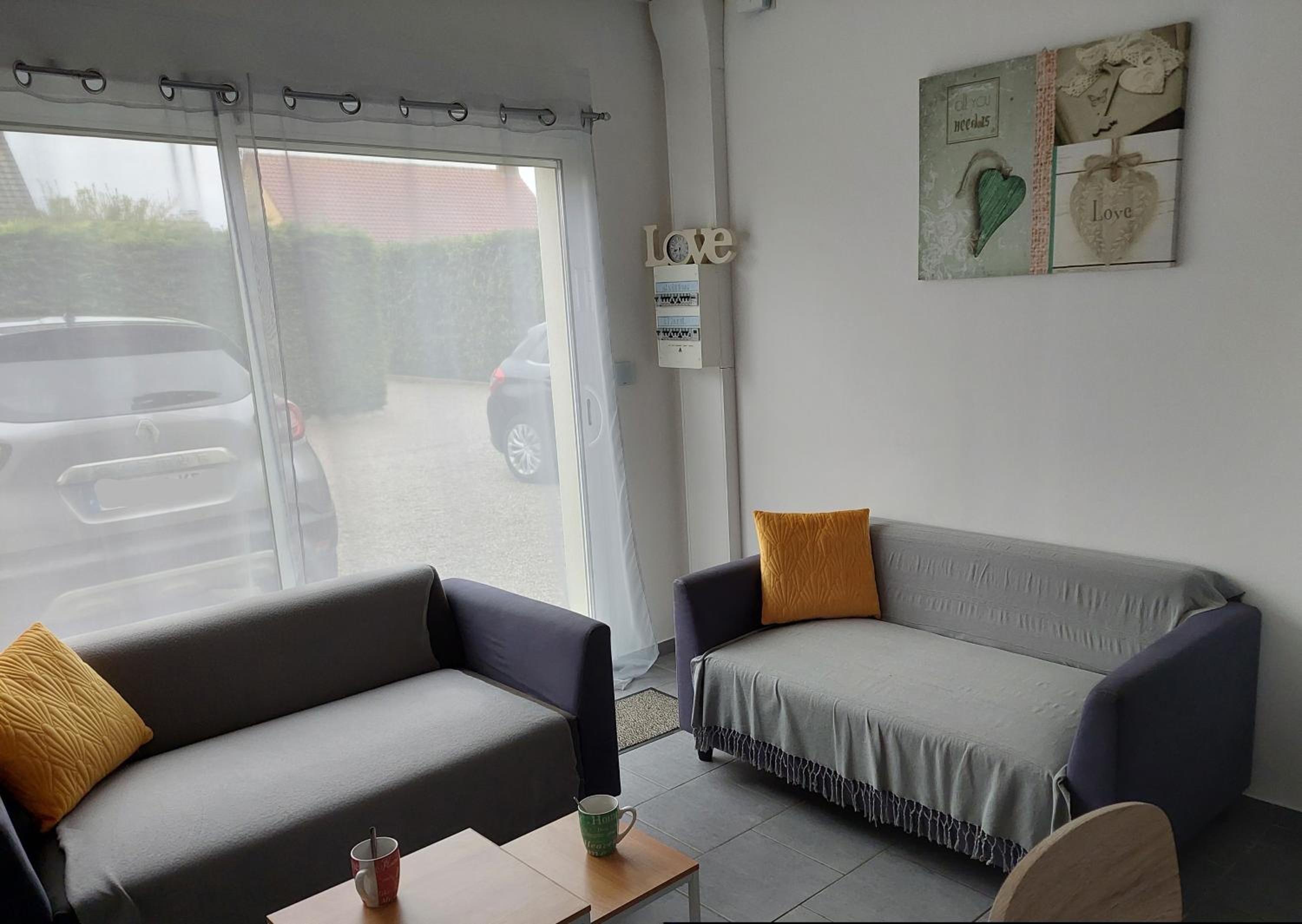 Two-Bedroom House photo 2