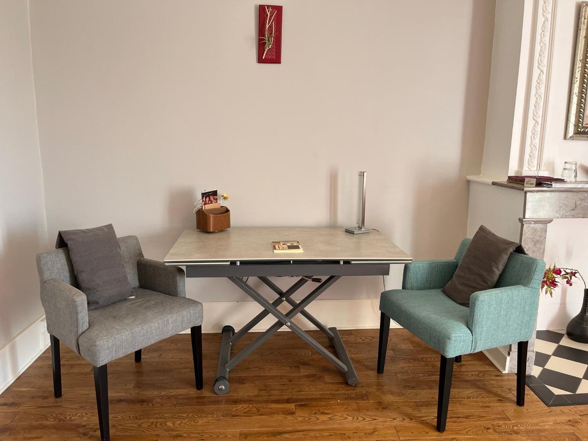 One-Bedroom Suite - Photo 2