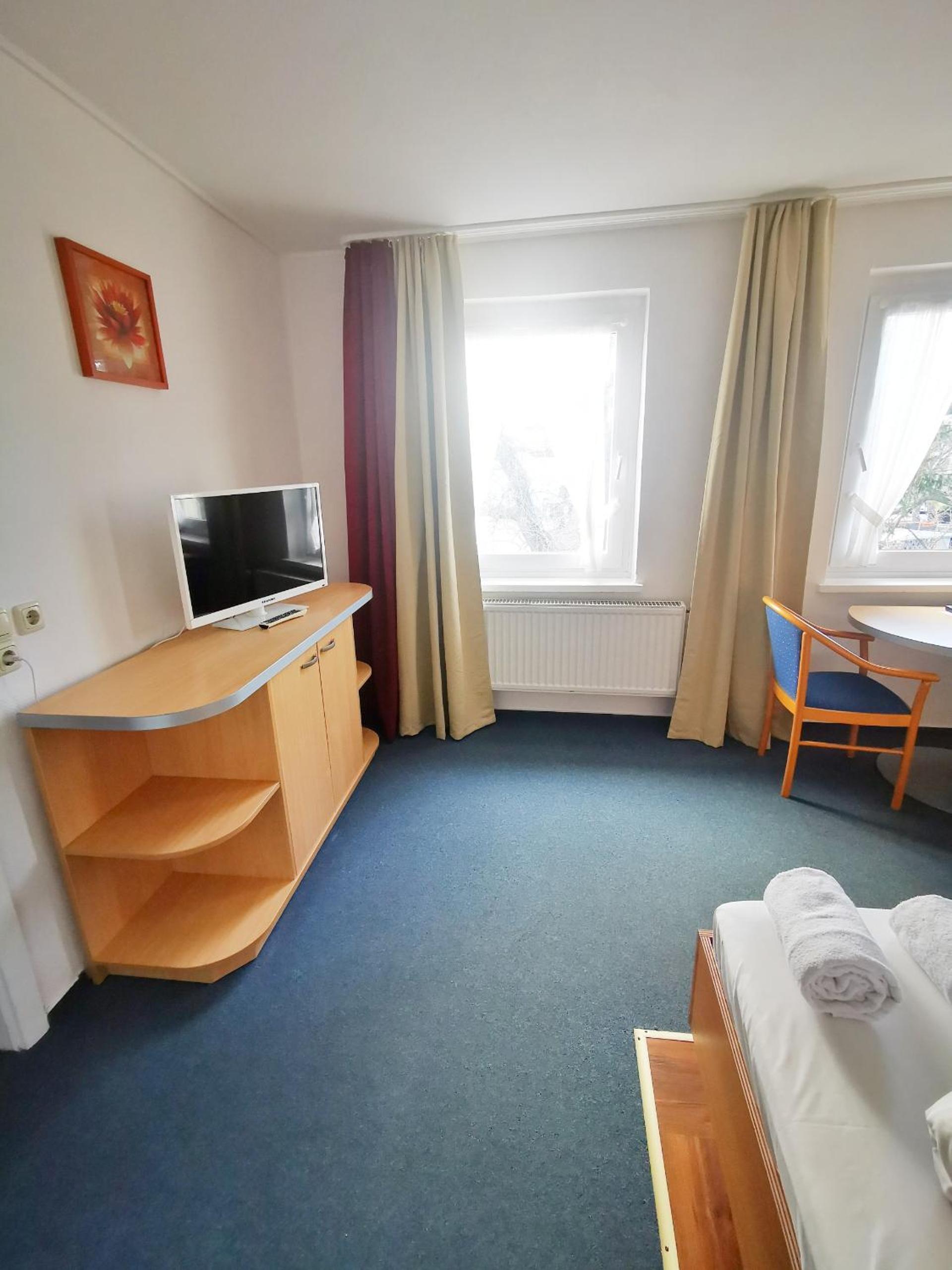 Large Double Room