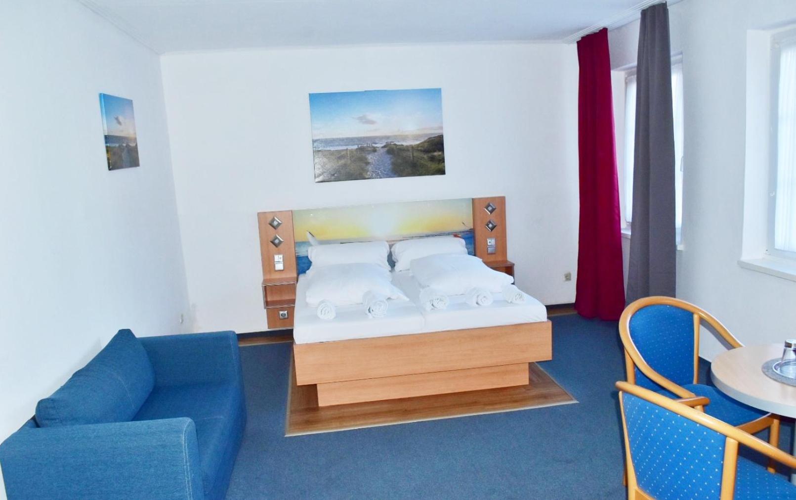 Large Double Room with Balcony