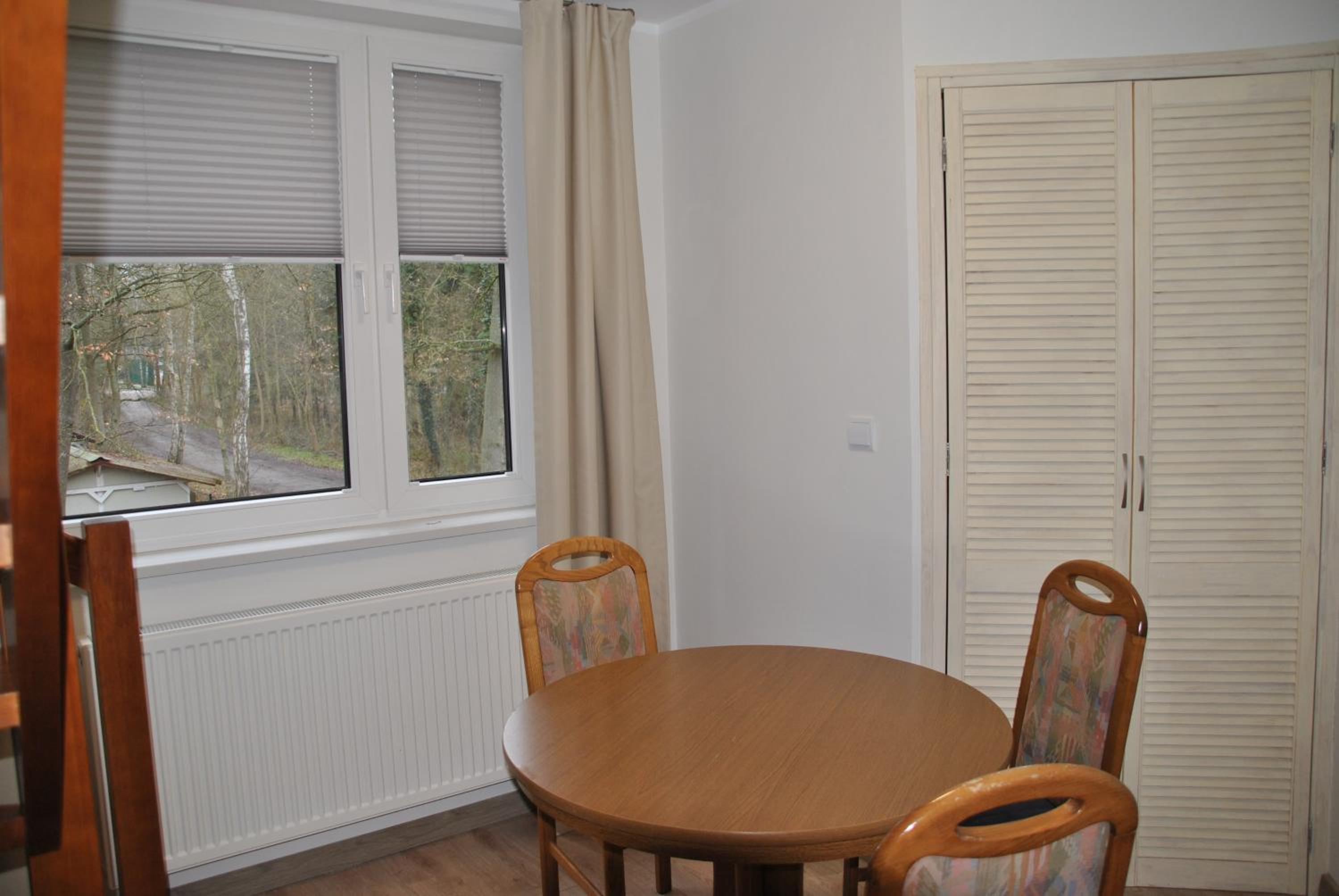 Economy Triple Room photo 1