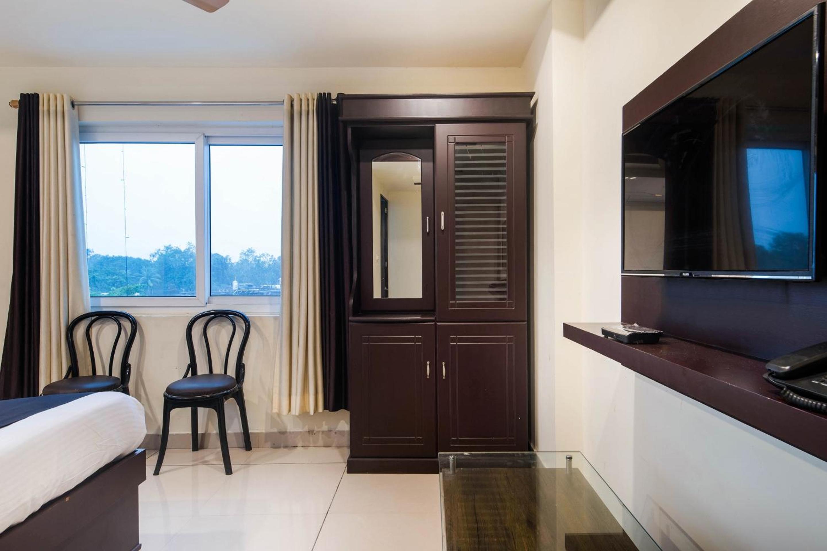 Classic Triple Room photo 2
