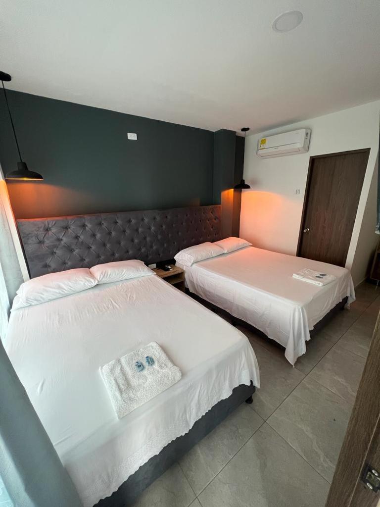 Quadruple Room with Private Bathroom photo 3