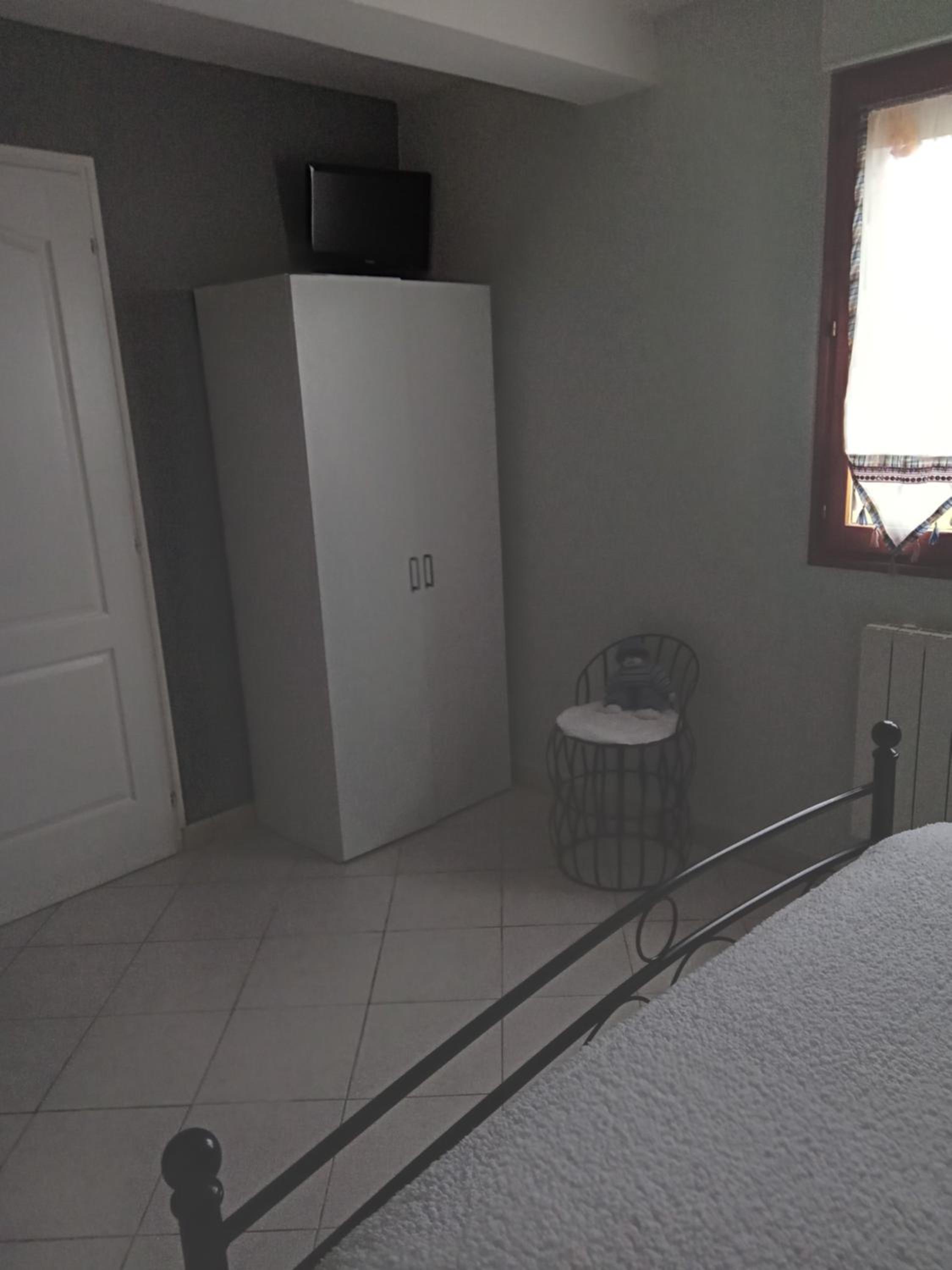 Double Room - Photo 5