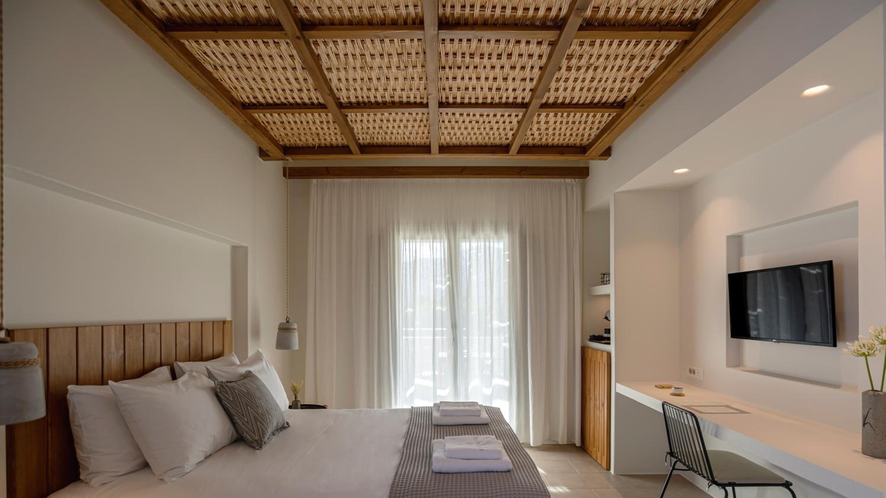 Standard Double Suite