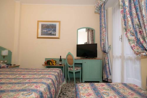 Standard Triple Room photo 3