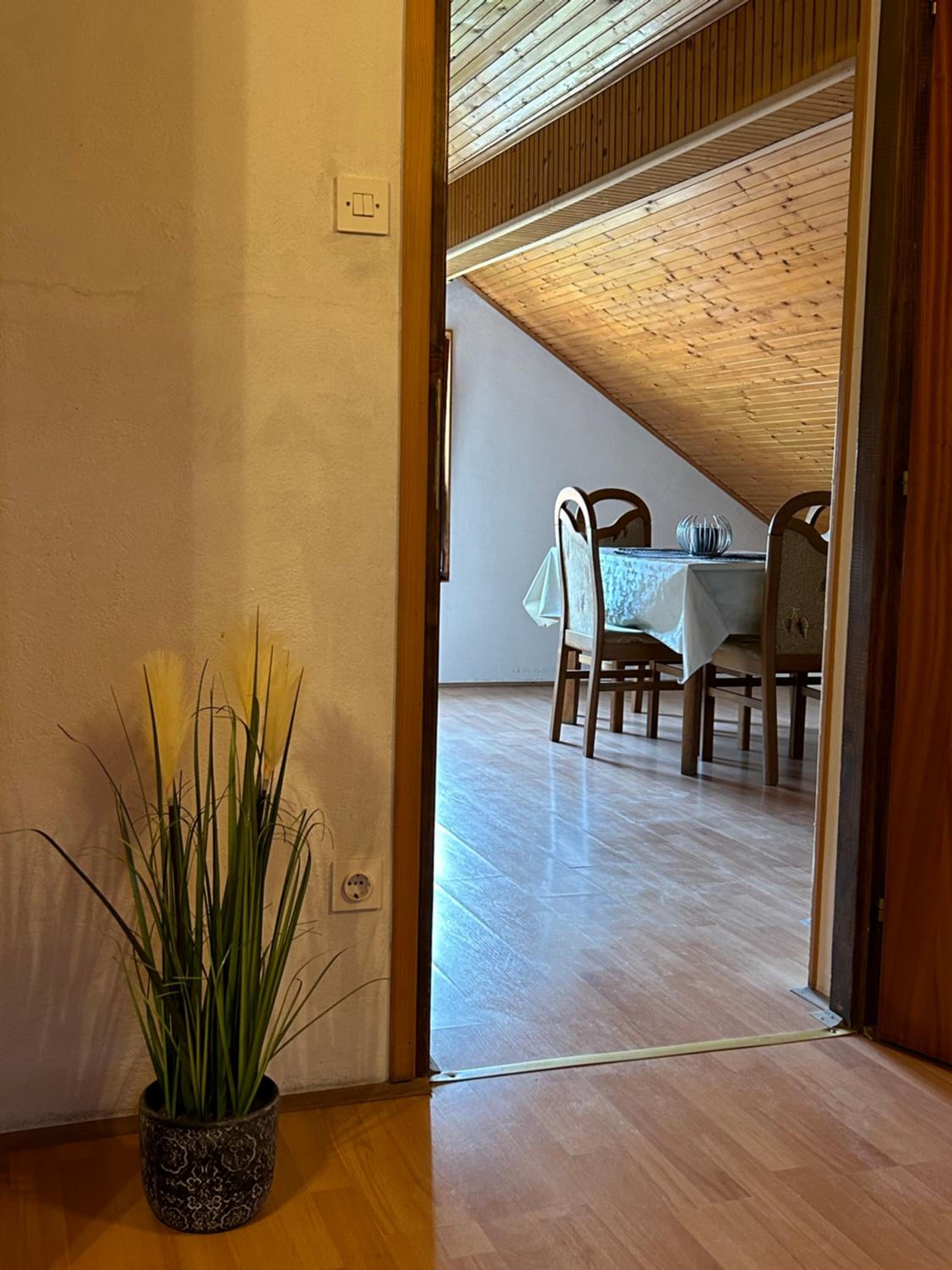 One-Bedroom Apartment - Photo 6