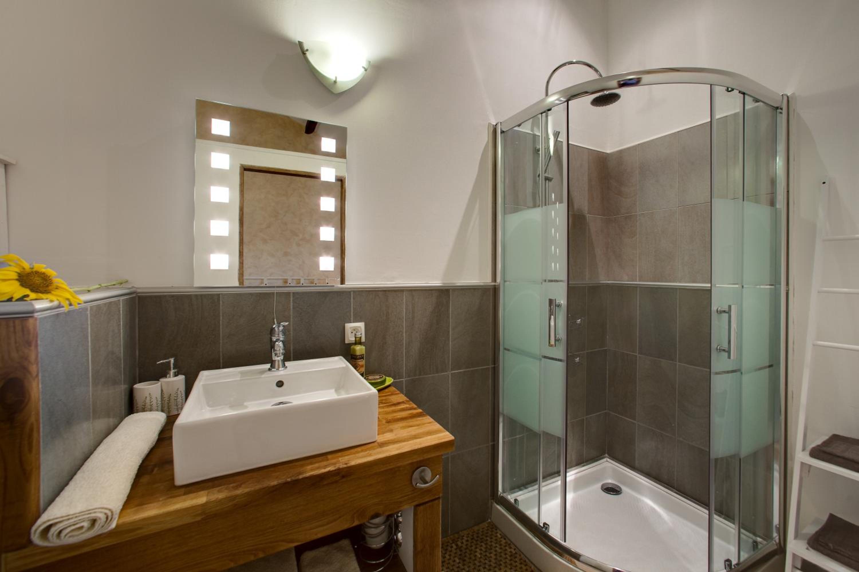 Double Room - Photo 2