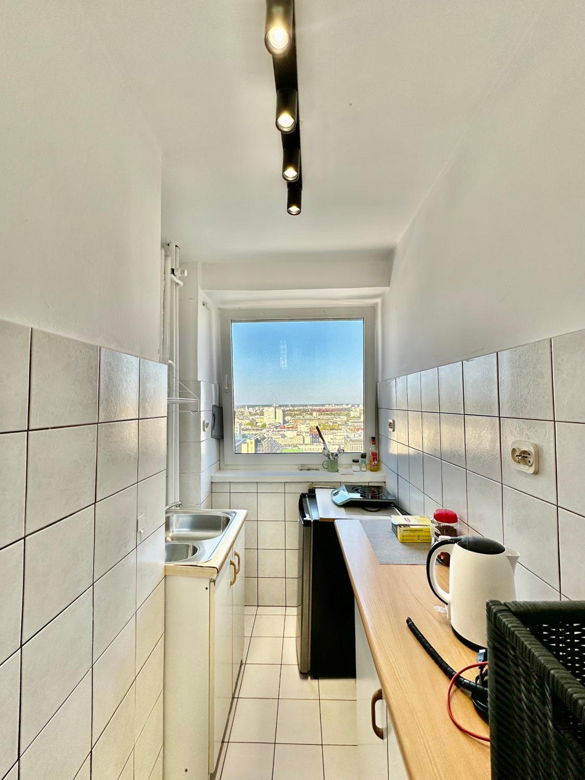 One-Bedroom Apartment - Photo 8