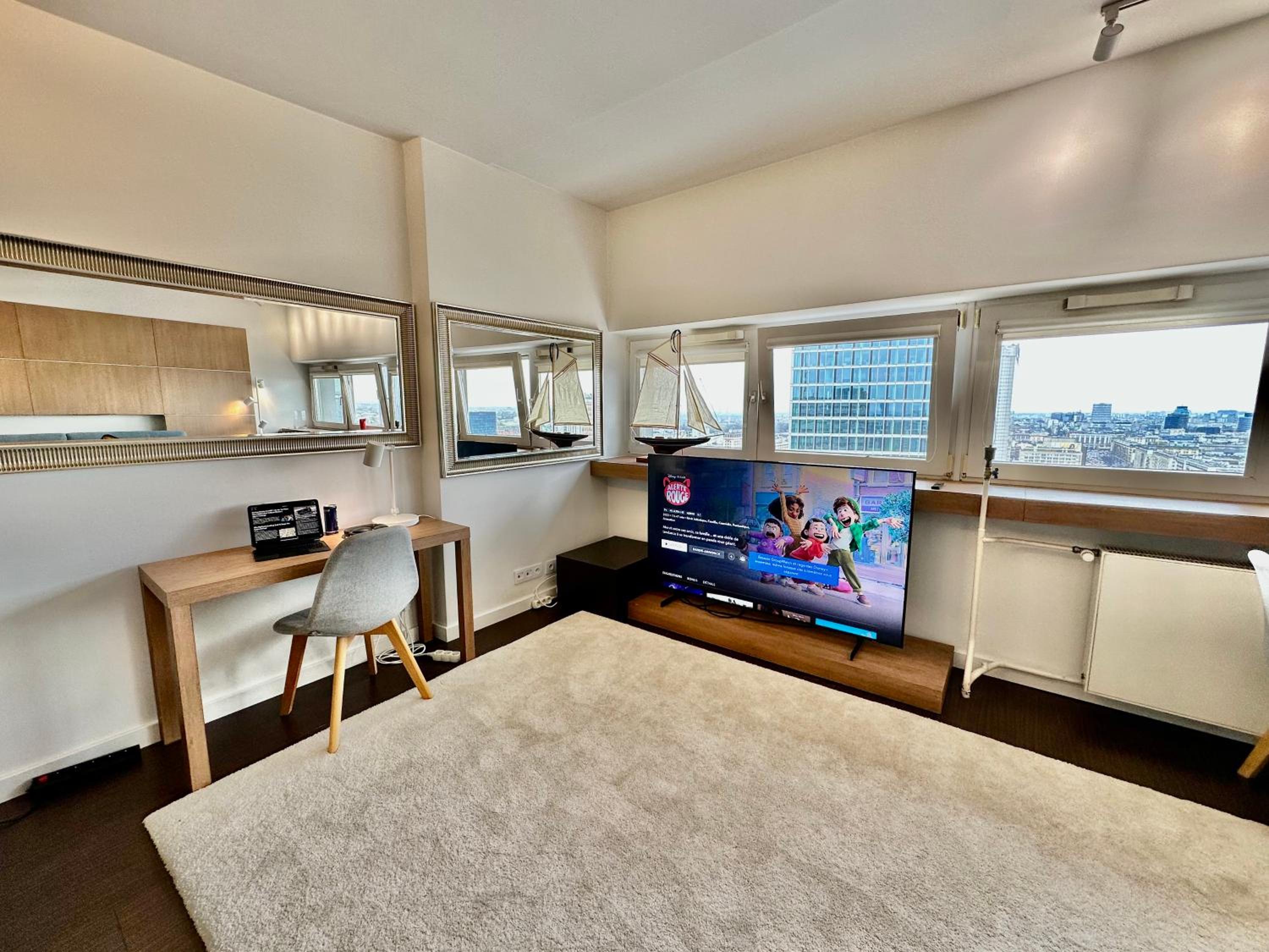 One-Bedroom Apartment - Photo 19