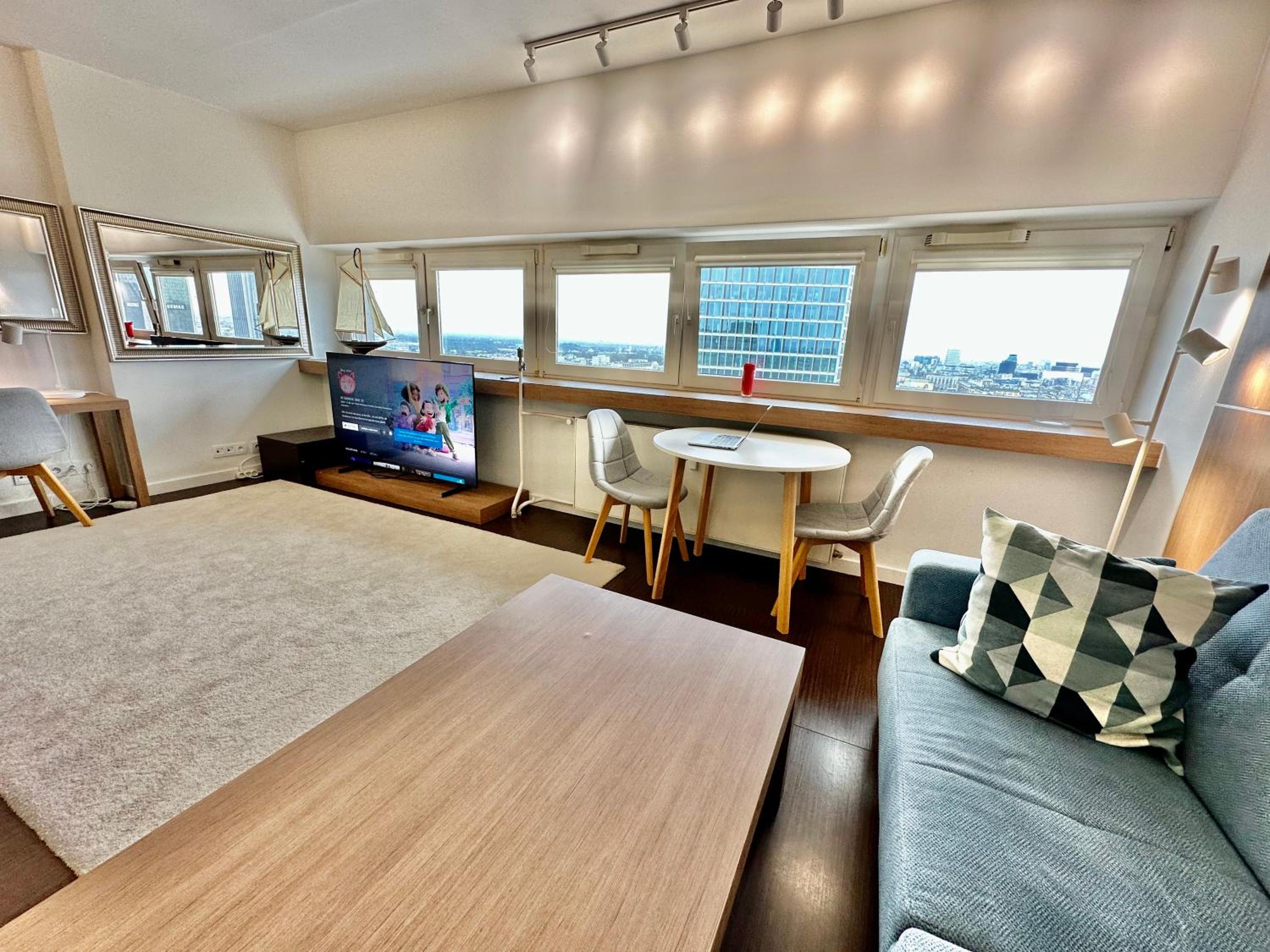 One-Bedroom Apartment - Photo 26
