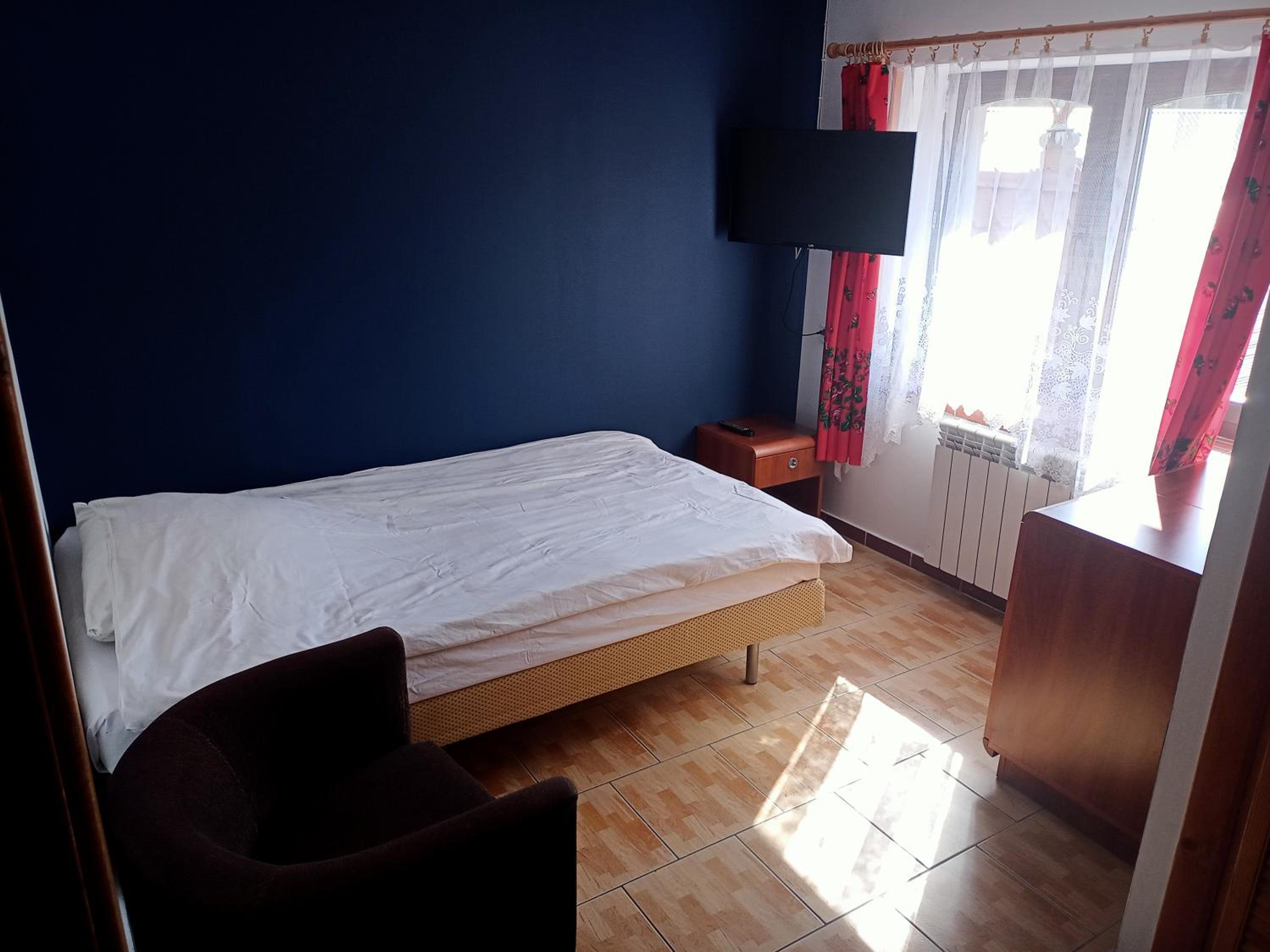 Small Single Room