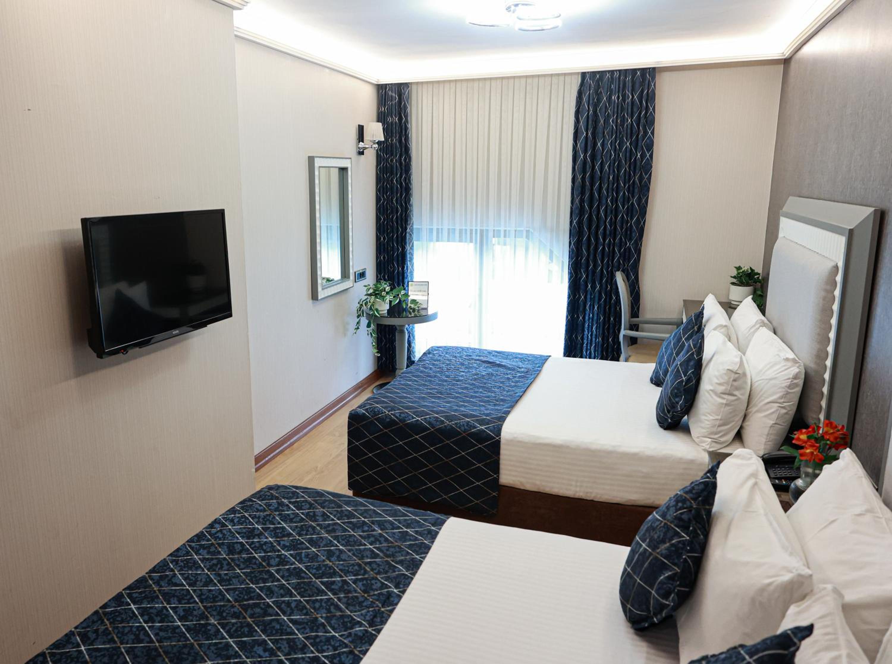 Luxury Quadruple Room photo 3