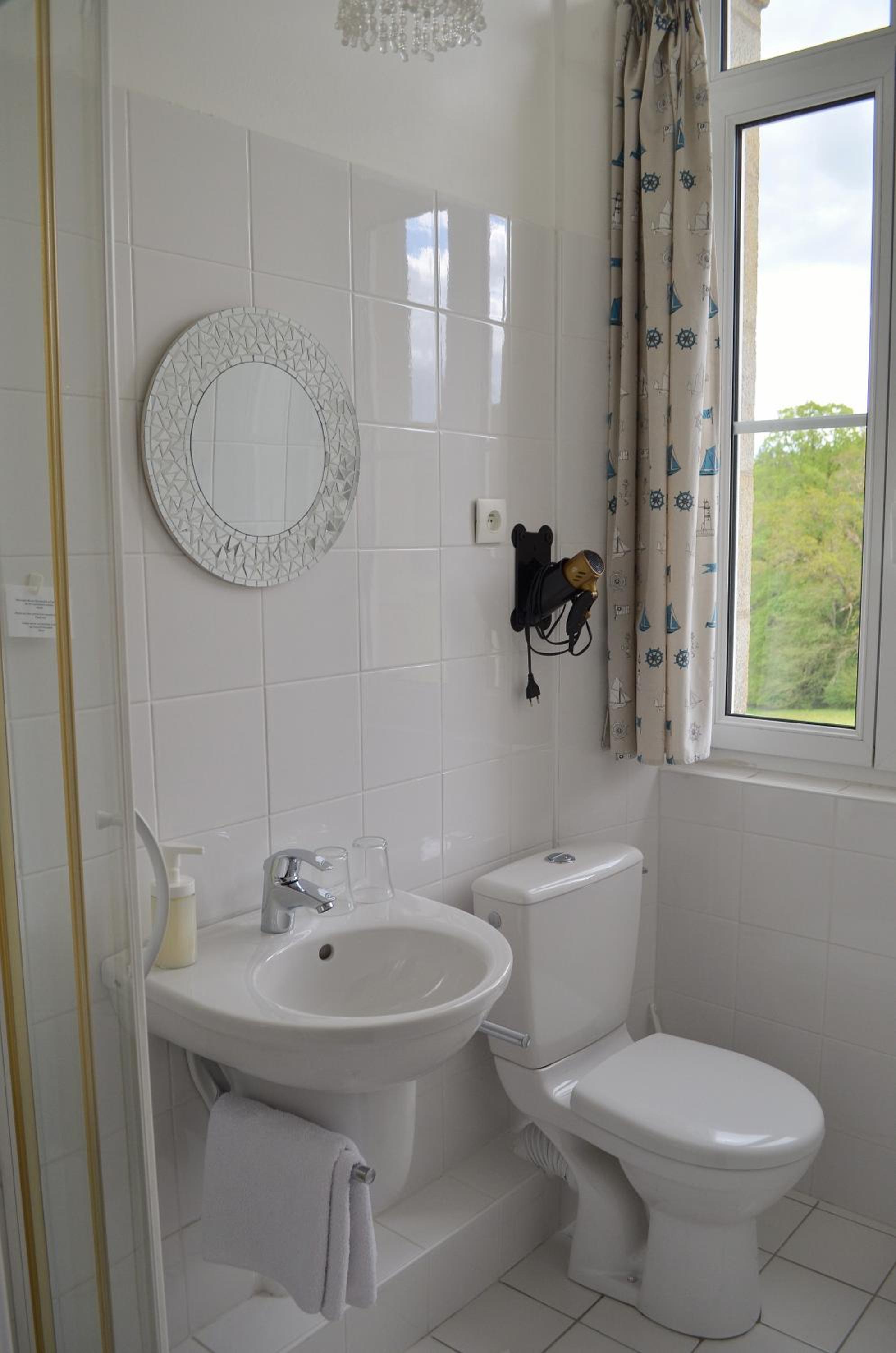 Standard King Room - Photo 1