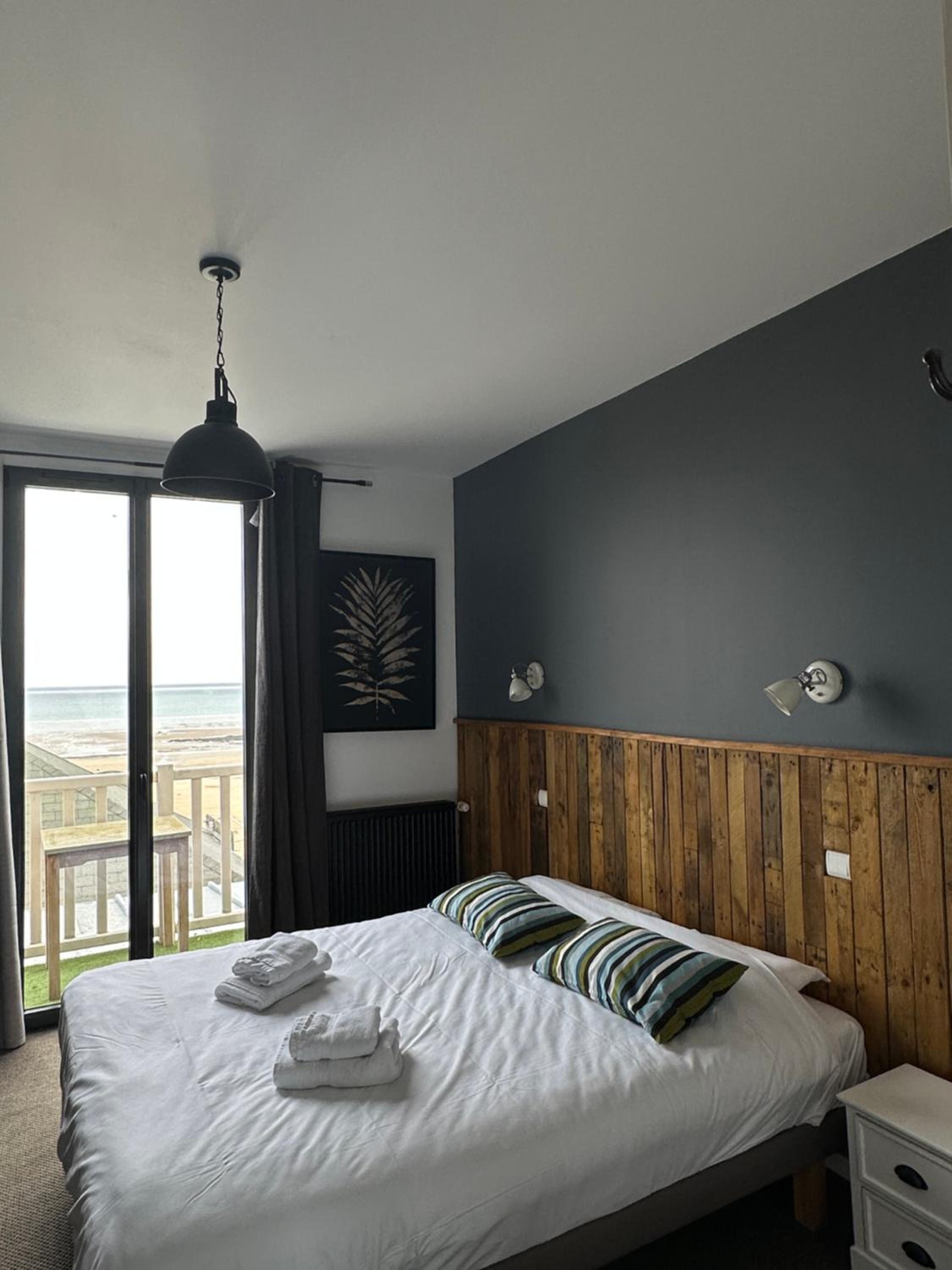 Deluxe Double Room with Sea View photo 3