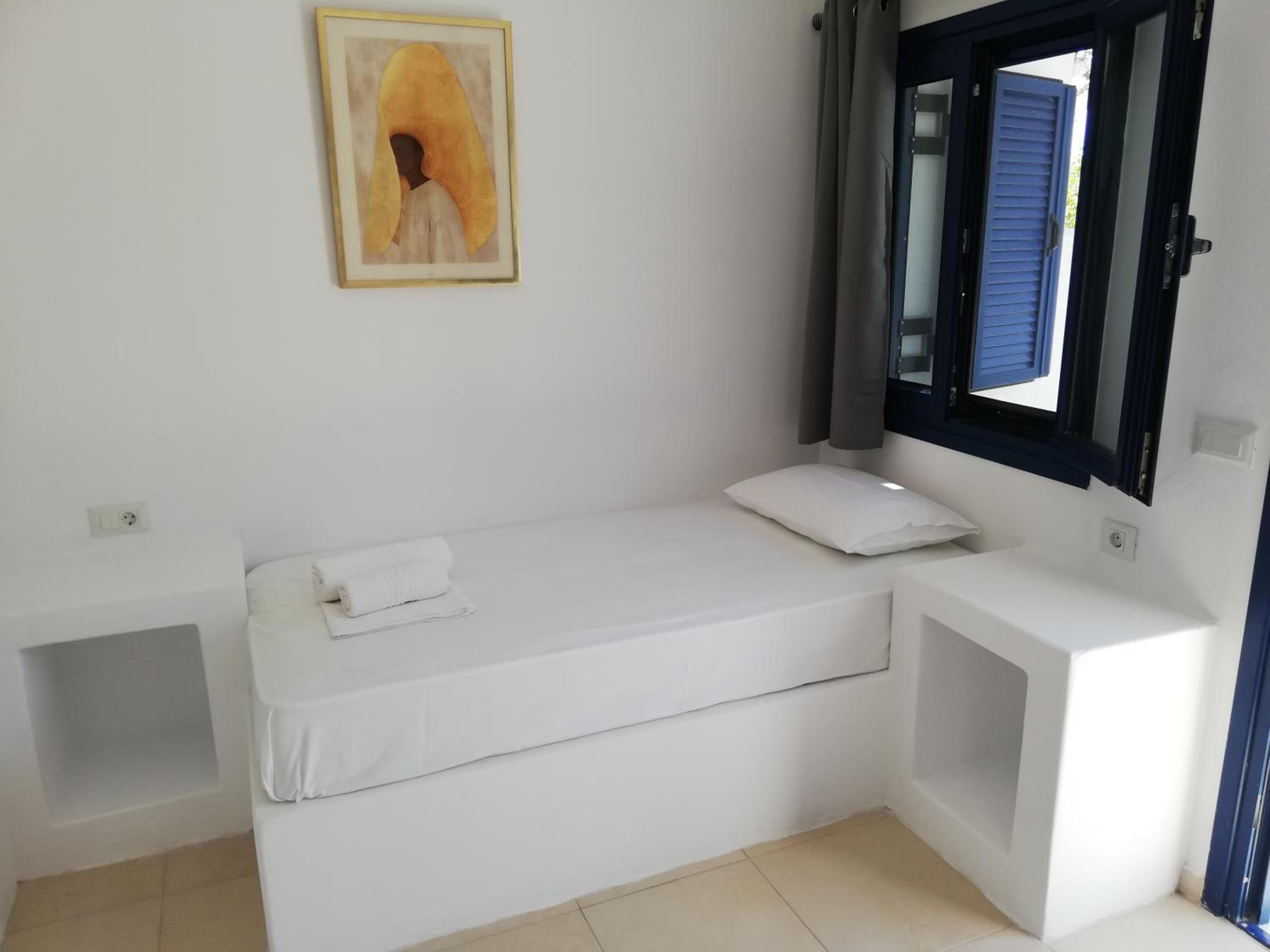 Quadruple Room with Balcony photo 2