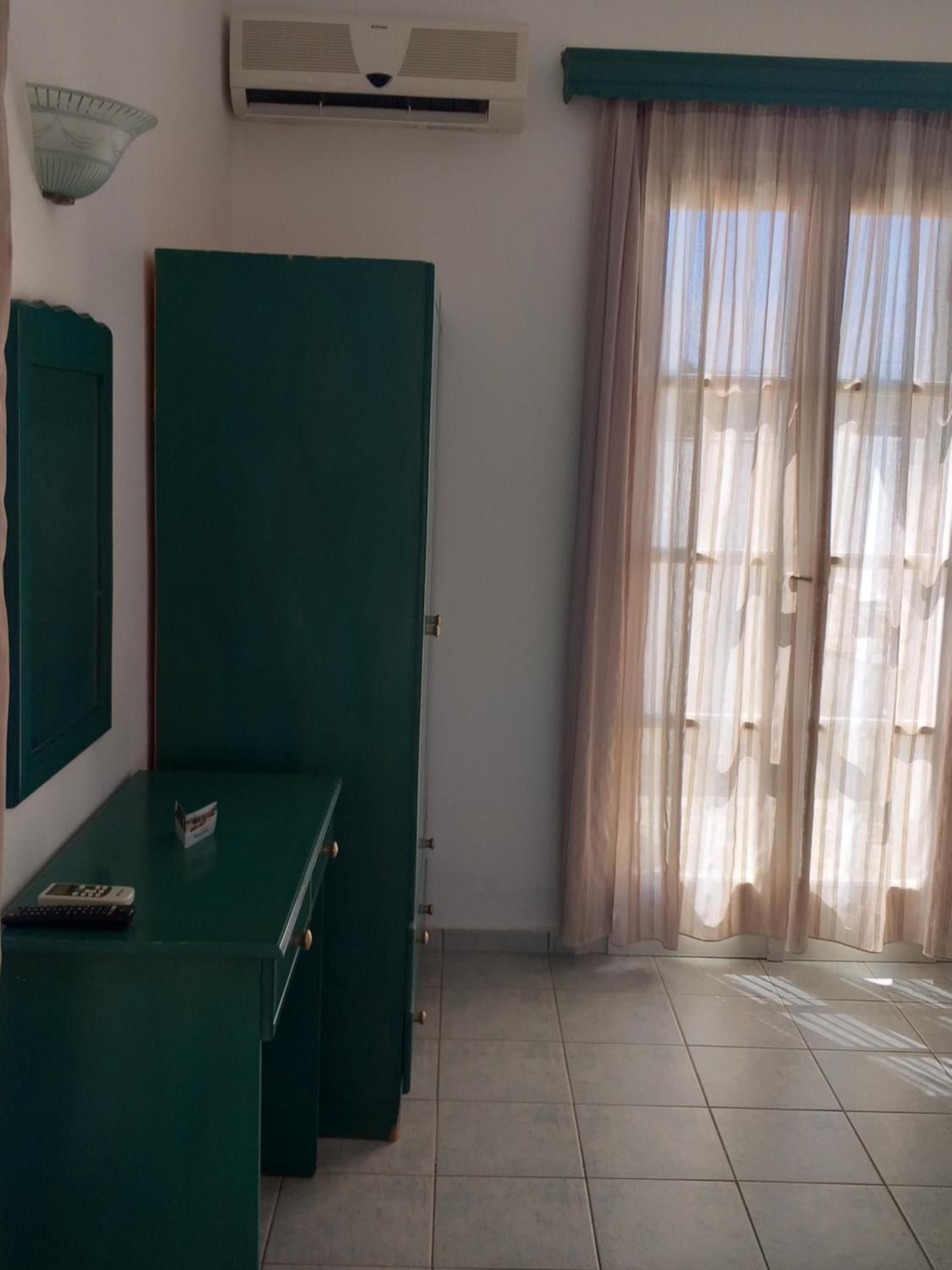 Apartment (4 Adults)
