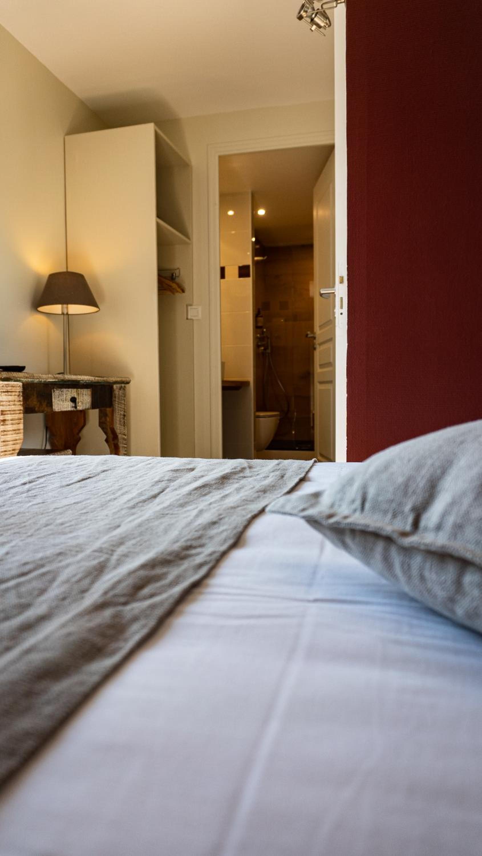 Standard Double Room photo 2