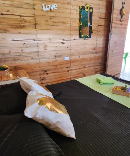 Deluxe Double Room with Side Sea View photo 3