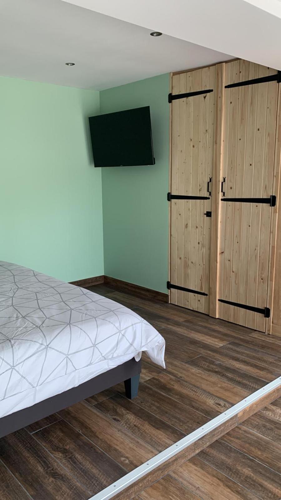Superior King Room - Photo 2