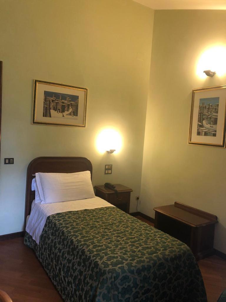 Single Room photo 1