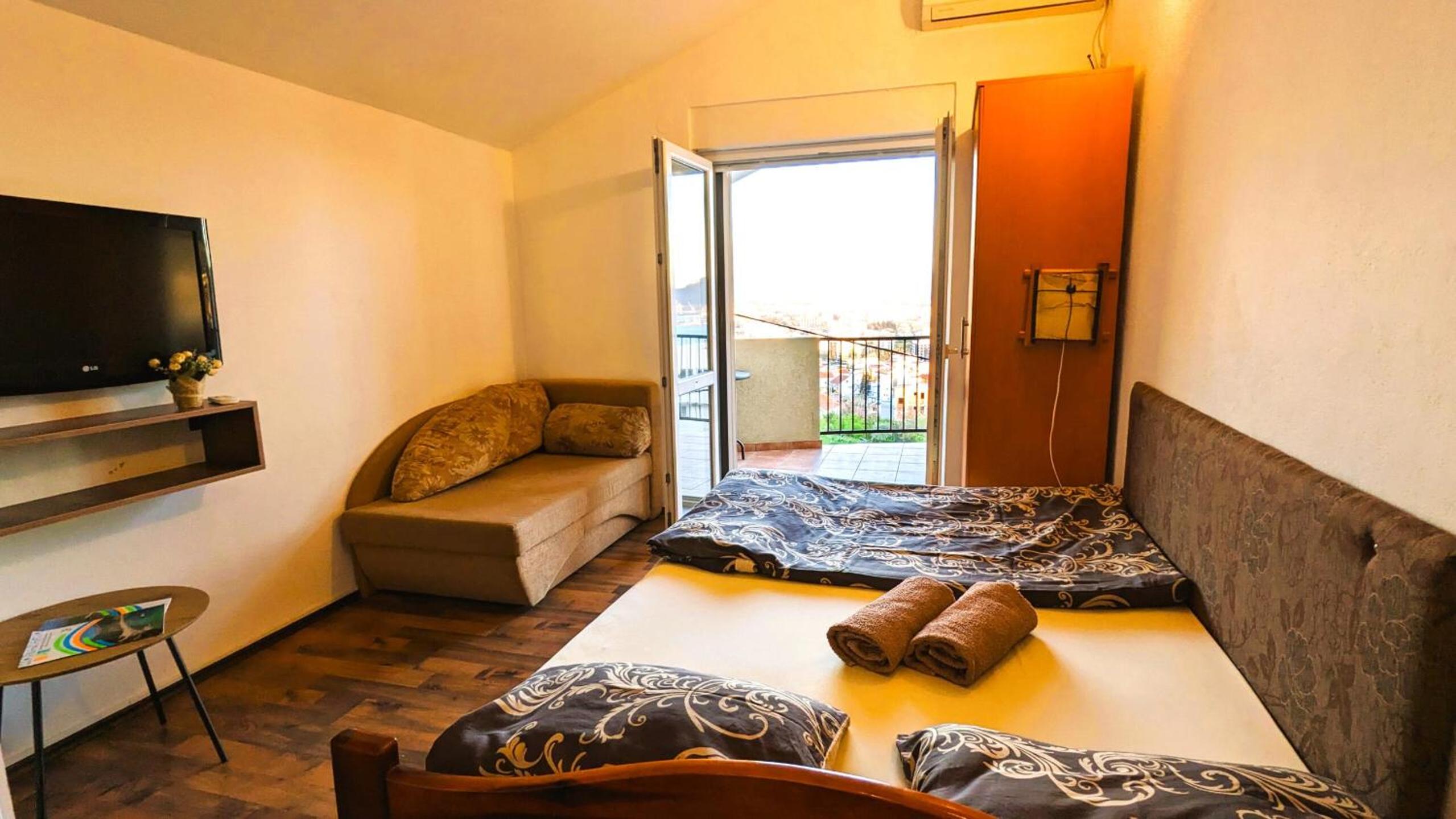 Apartment with Sea View photo 2