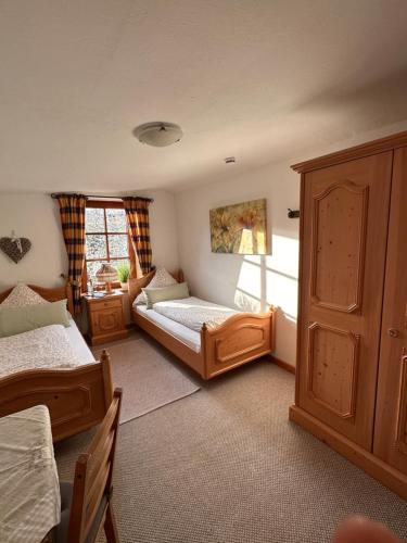 Twin Room - Photo 1