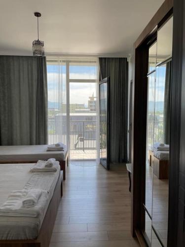 Triple Room with Bathroom photo 1