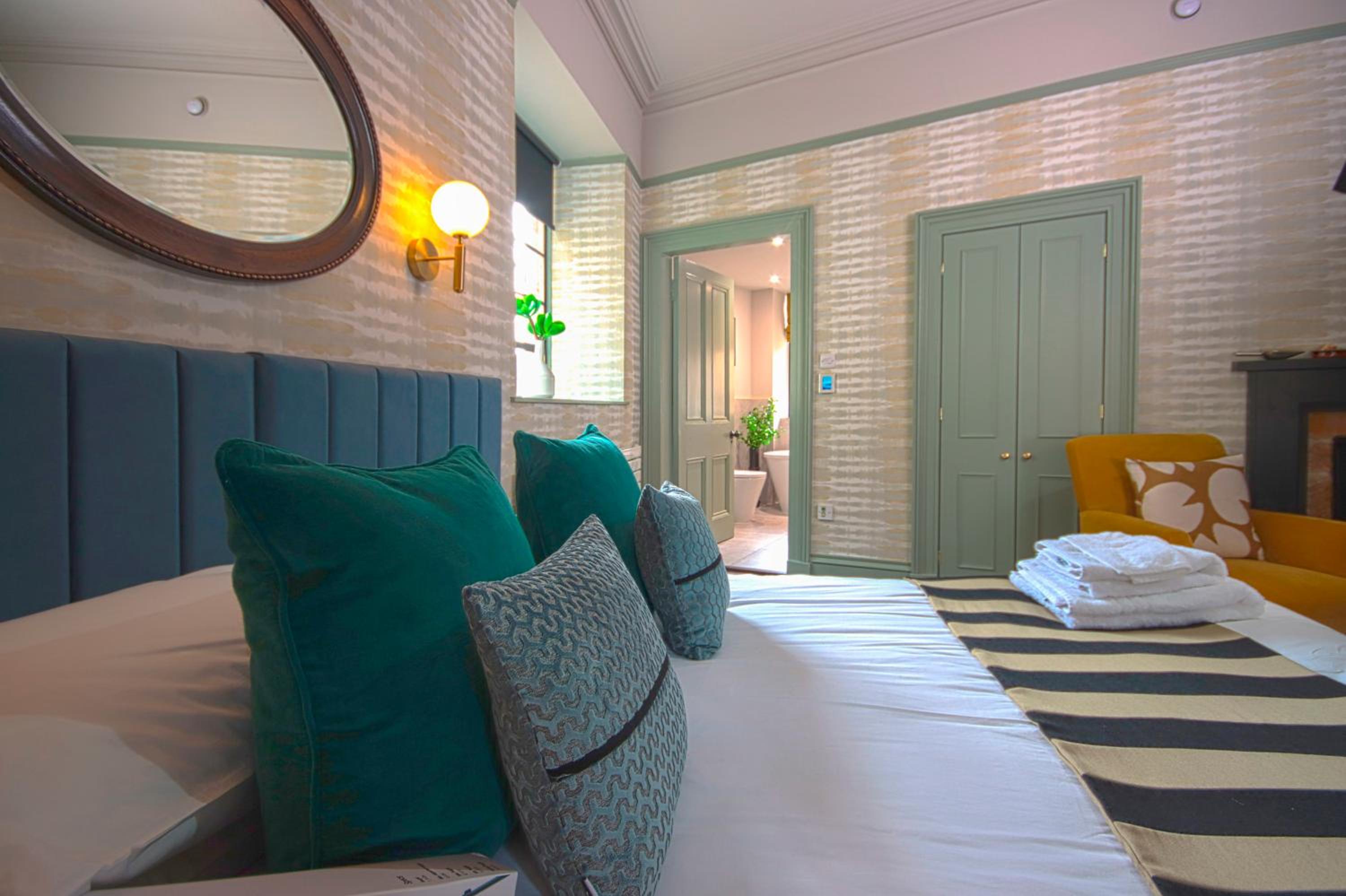 Superior King Room photo 1