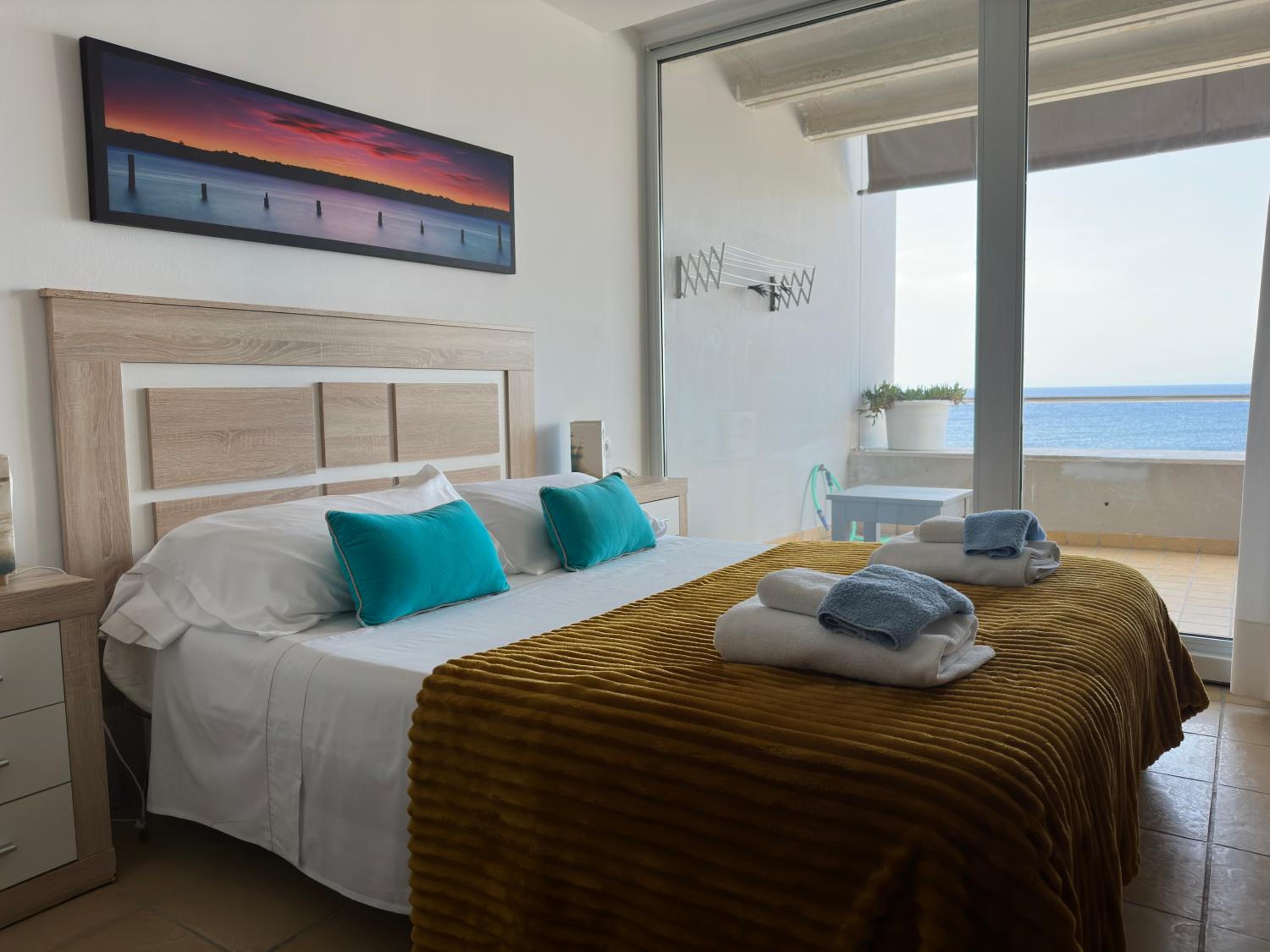 Deluxe Suite with Sea View