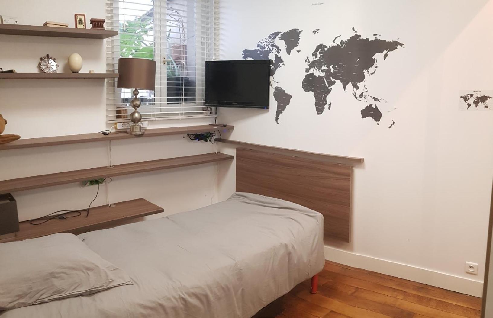 Apartment with Terrace photo 3