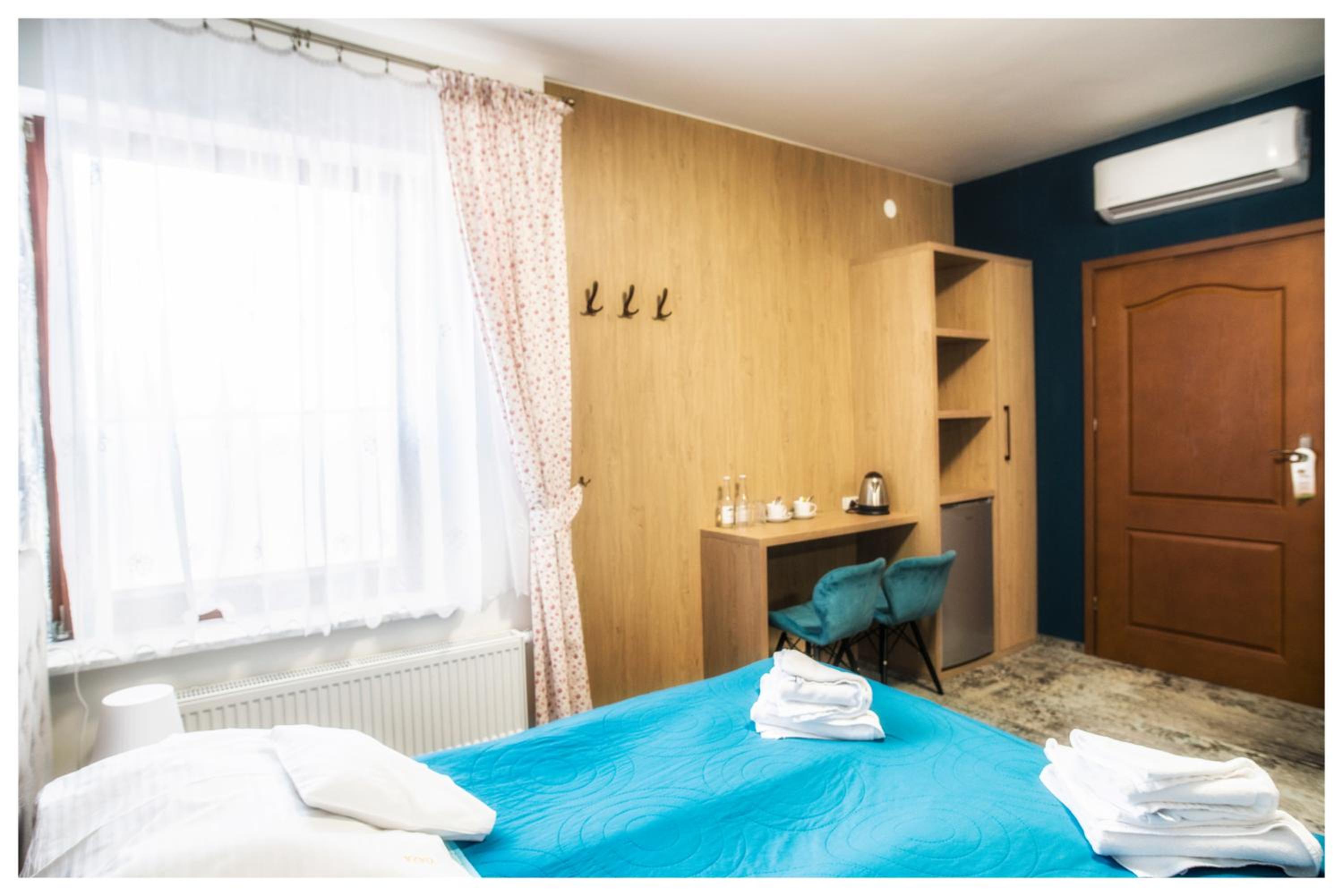 Double Room with Private External Bathroom photo 1