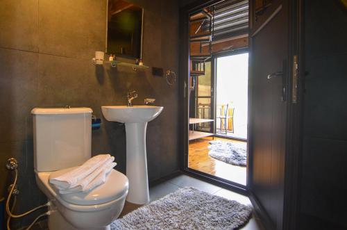 Villa with Private Pool photo 3