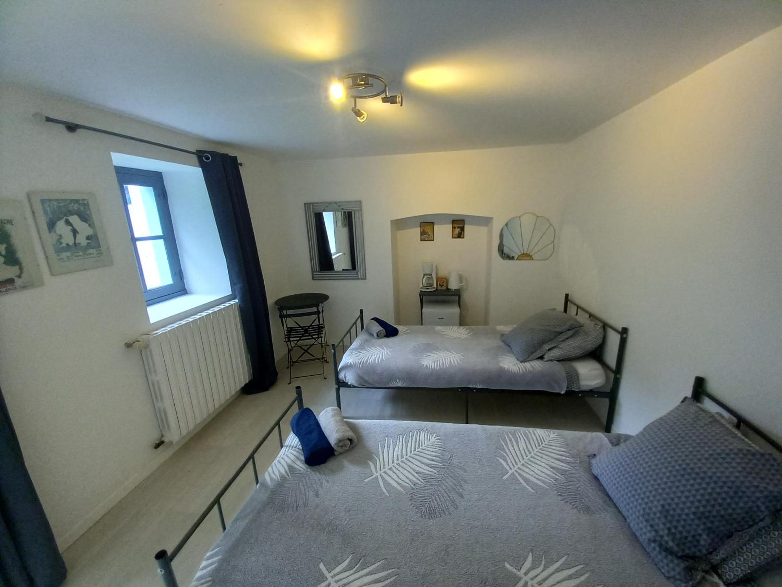 Double or Twin Room with Garden View photo 3