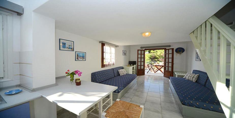 Apartment - Split Level photo 2