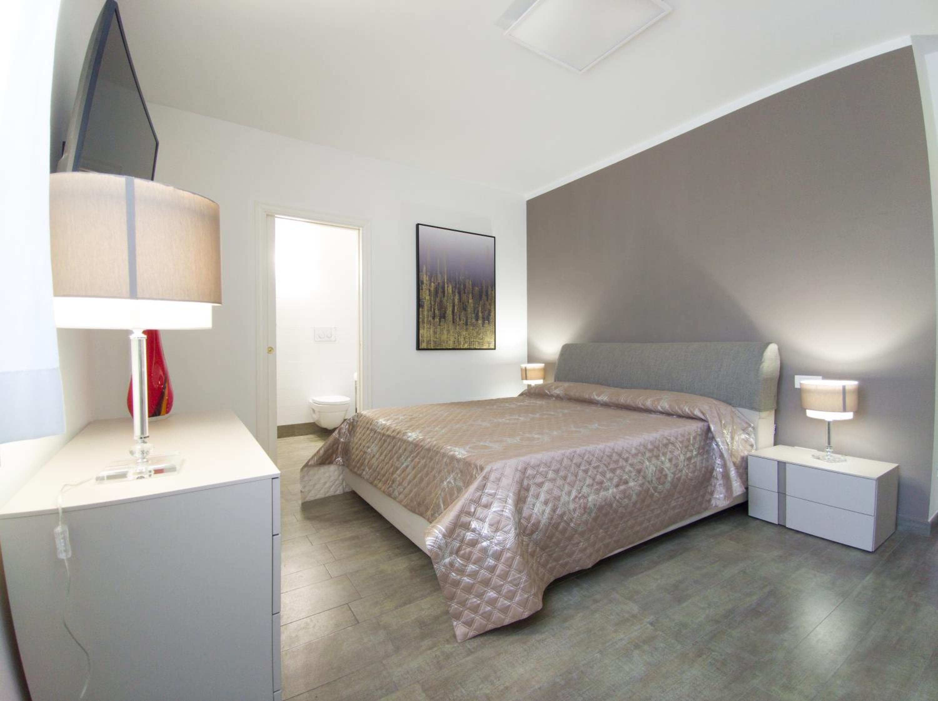 Two-Bedroom Apartment photo 2
