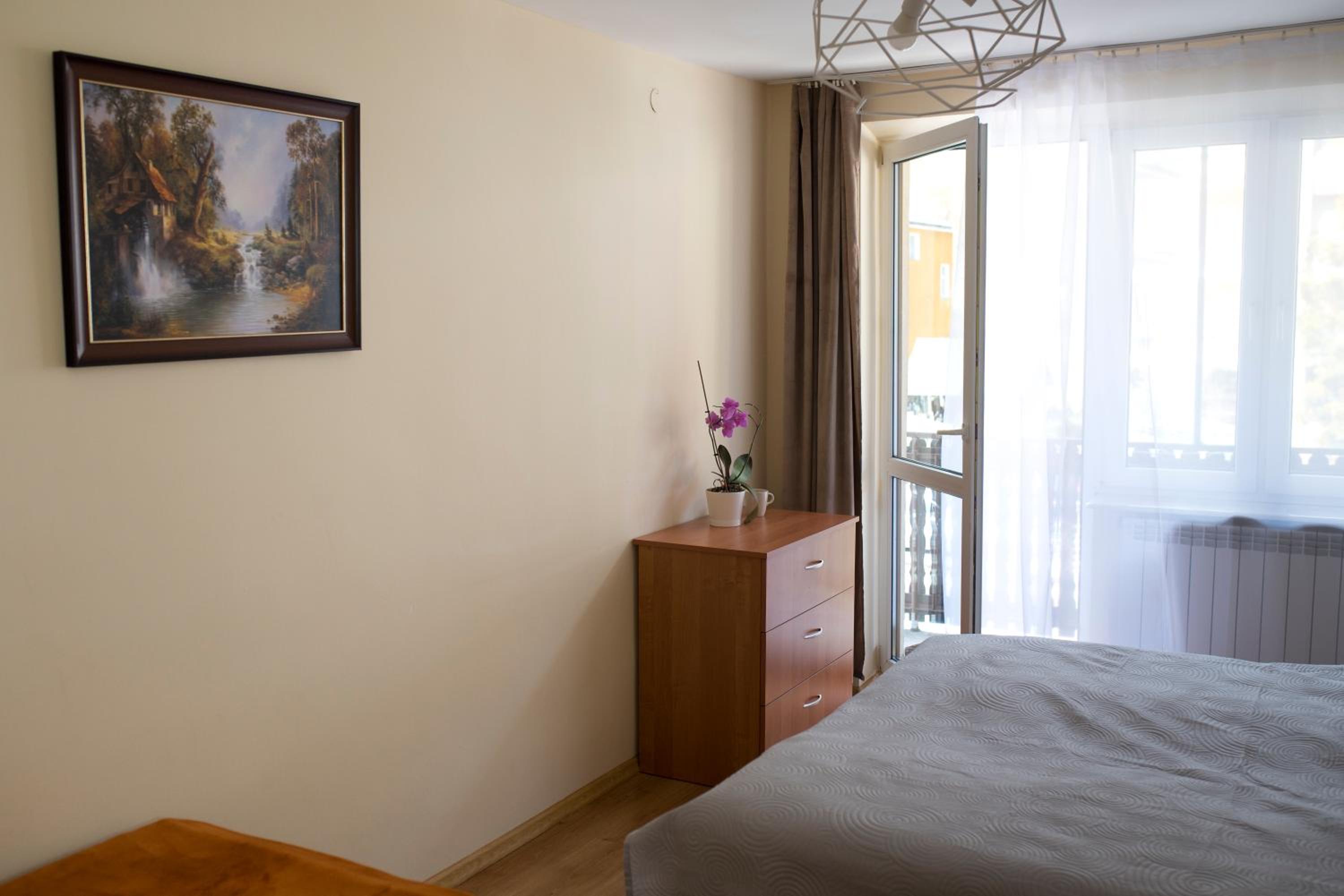 Apartment with Mountain View photo 3