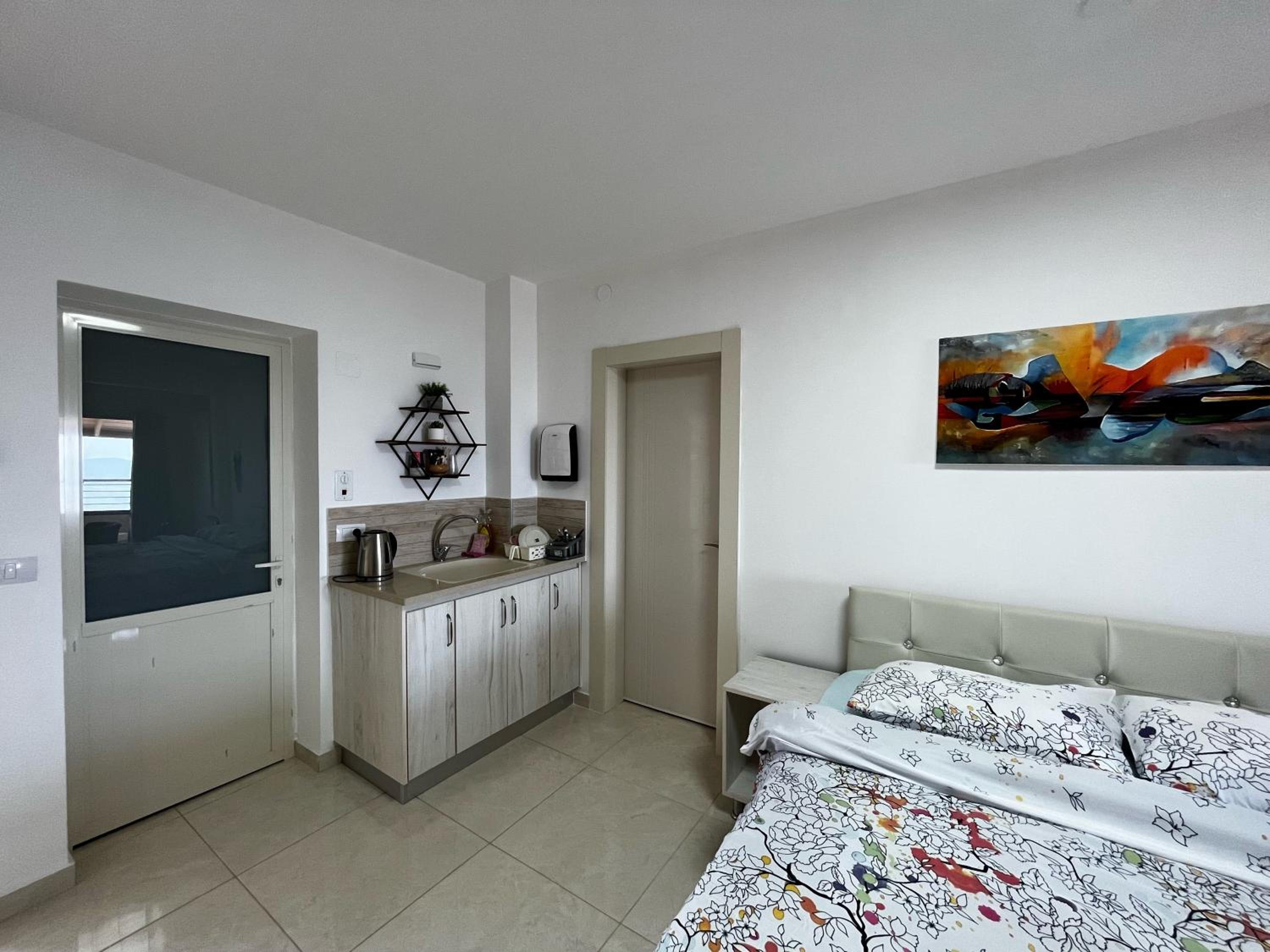 Family Suite - Photo 13